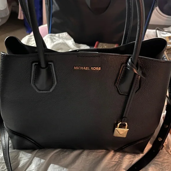 Michael Kors Black Leather Tote Bag - Picture 3 of 7